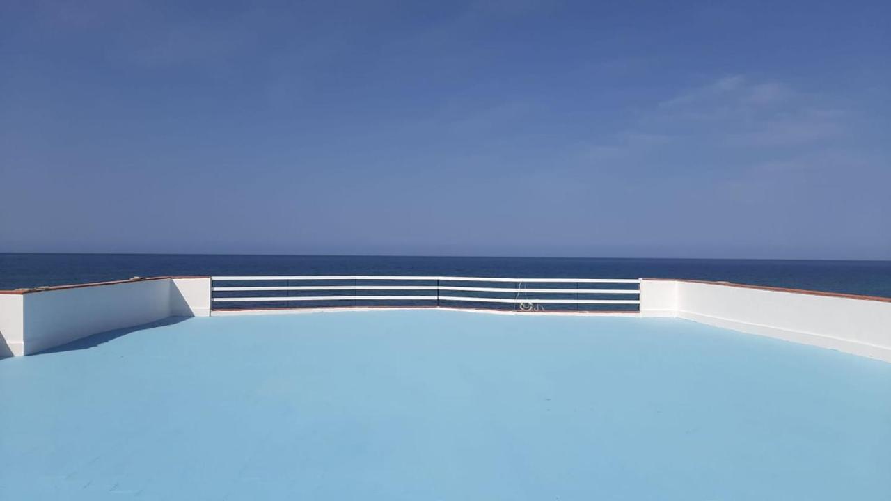 Blue Life, Sea-Luxury Rooms On The Beach Between Palermo And Cefalu' Casteldaccia Kültér fotó