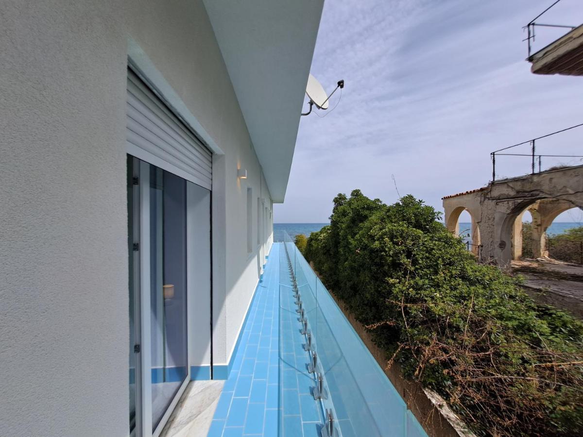 Blue Life, Sea-Luxury Rooms On The Beach Between Palermo And Cefalu' Casteldaccia Kültér fotó
