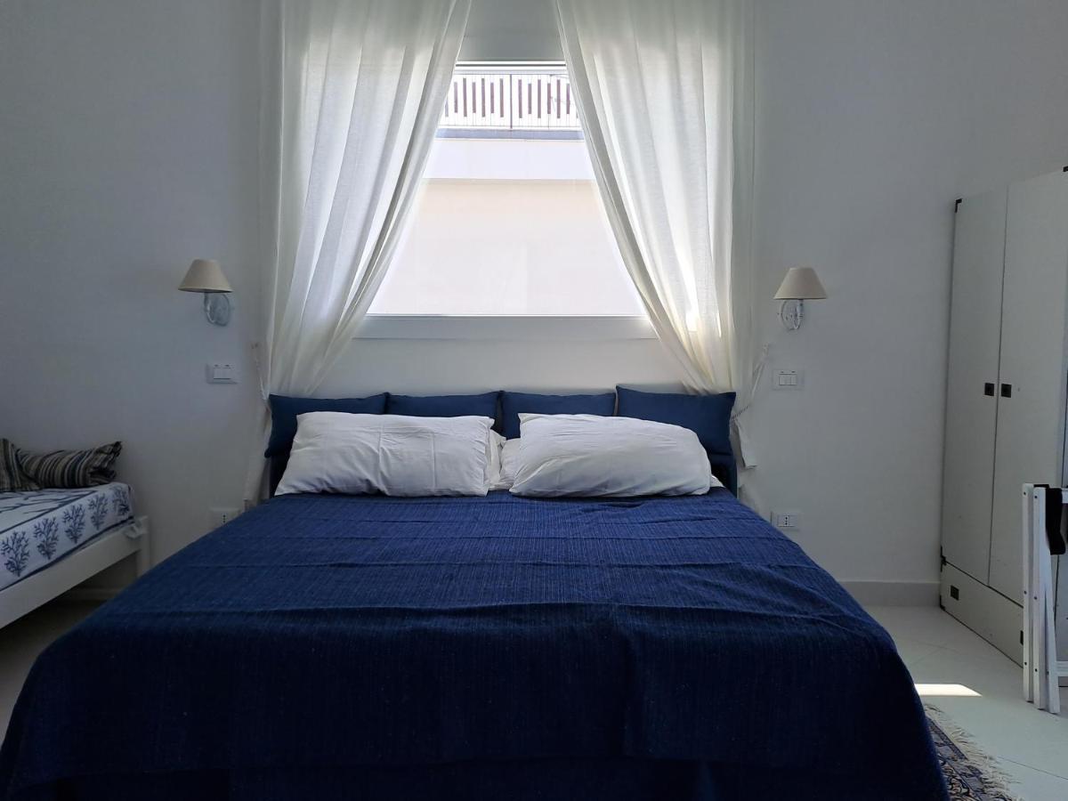 Blue Life, Sea-Luxury Rooms On The Beach Between Palermo And Cefalu' Casteldaccia Kültér fotó