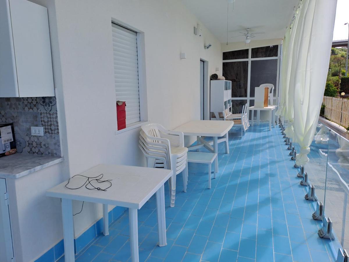 Blue Life, Sea-Luxury Rooms On The Beach Between Palermo And Cefalu' Casteldaccia Kültér fotó