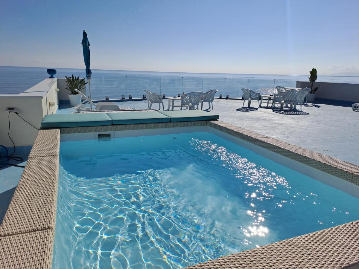 Blue Life, Sea-Luxury Rooms On The Beach Between Palermo And Cefalu' Casteldaccia Kültér fotó