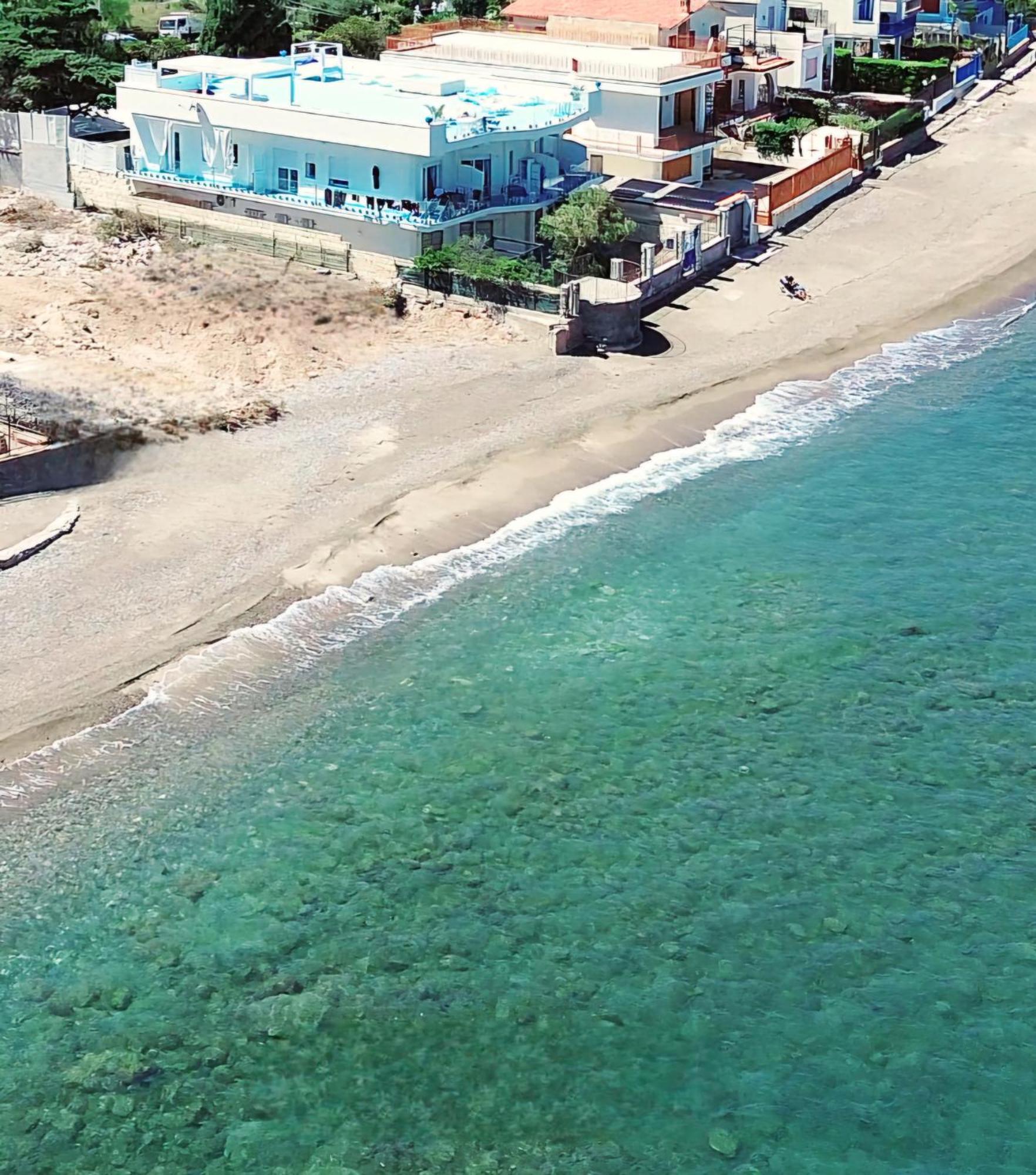 Blue Life, Sea-Luxury Rooms On The Beach Between Palermo And Cefalu' Casteldaccia Kültér fotó